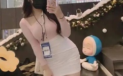 轮流内射小妞儿喷水干高H小说